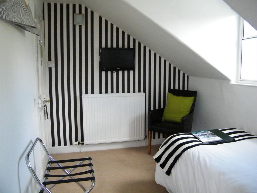 Oldfields House Bed & Breakfast Бат Екстериор снимка