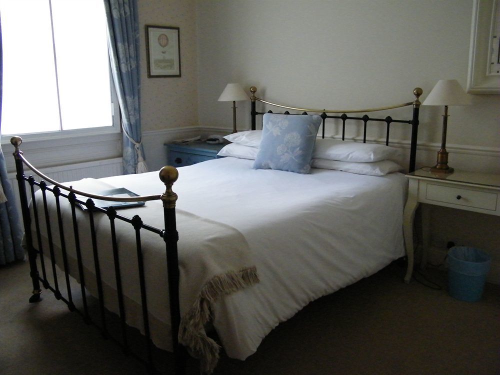 Oldfields House Bed & Breakfast Бат Екстериор снимка