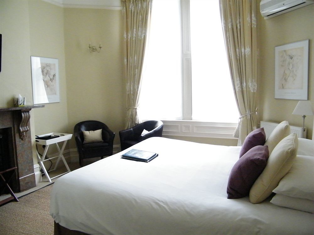 Oldfields House Bed & Breakfast Бат Екстериор снимка
