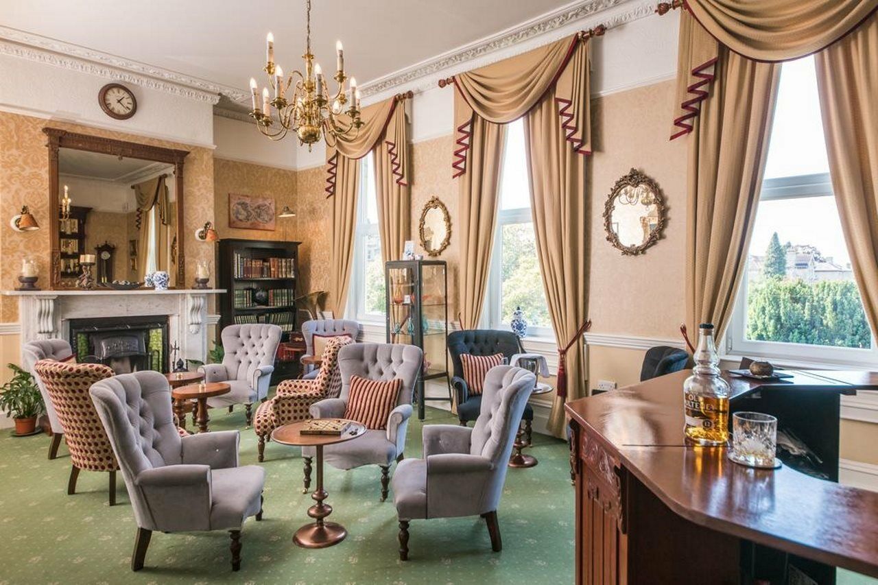 Oldfields House Bed & Breakfast Бат Екстериор снимка